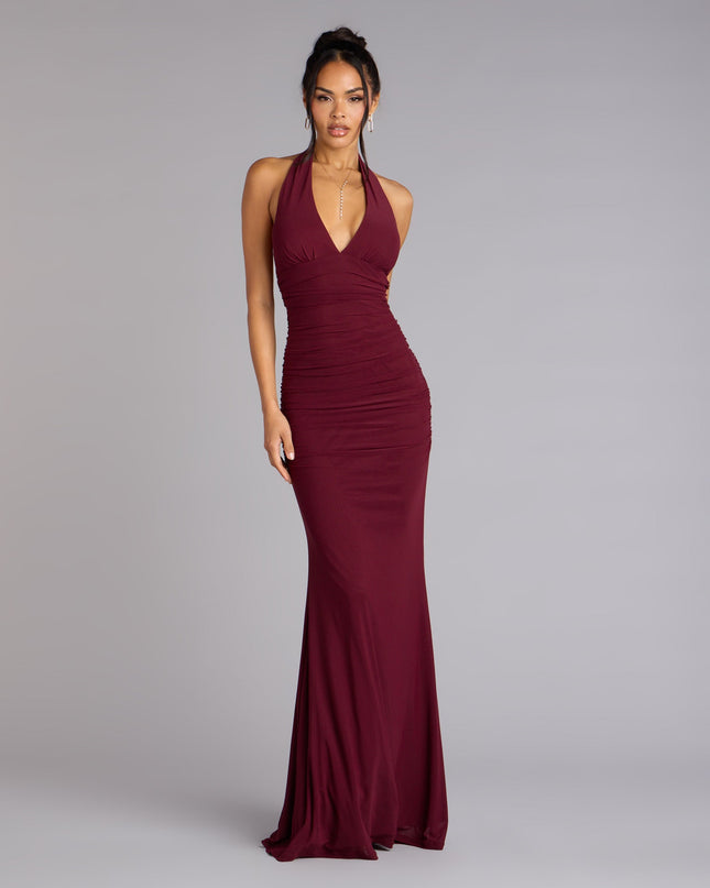 The Juliana Mesh Strappy Back Formal Dress is your new go-to Windsor dress—effortless, versatile, and made to update your spring style in seconds.